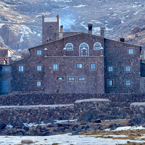 Timzguida & Ras Ouanoukrim summits (4089 m - 4083 m) or Toubkal Summit (4167 m) 